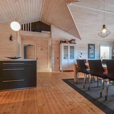 Amazing Home In Ebeltoft With Sauna Holiday home *