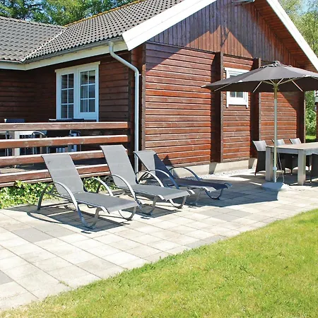 Amazing Home In Ebeltoft With Sauna